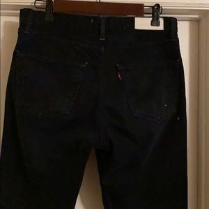 Redone Levi’s Raw hem high waisted crop